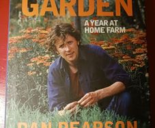 Dan Pearson/ The Garden/ A Year at Home Farm/2001