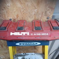 Hilti 4 way charger