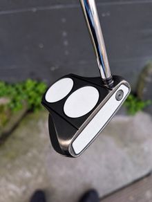 Odyssey 2 ball Putter v-line (33)