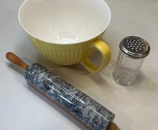 Baking tools - Rolling pin, Flour Shaker, Mixing bowl
