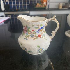 Aynsley Pembroke half pint Jug