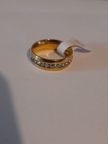 Gold plated diamond ring size 7