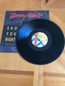 Barry White 12" vinyl single - Sho'you right