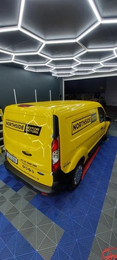 recovery truck decals / signwriting