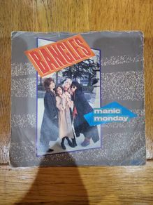 BANGLES Manic Monday 7 inch single