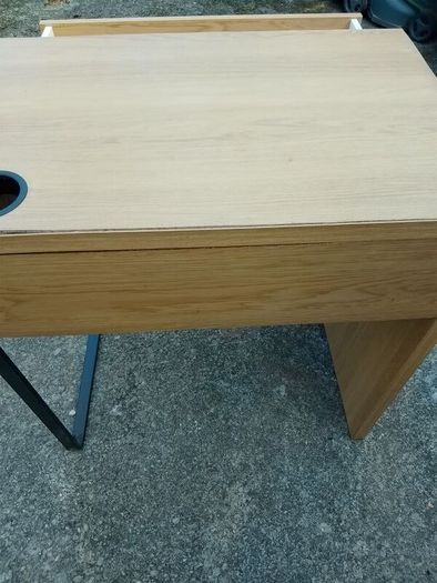 desk