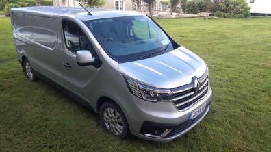 Renault Traffic Ll Blue Dci 150 Sport Automatic