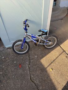 Kids bike