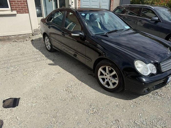 Mercedes-Benz C-Class 2007