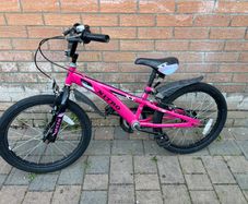 Girls bike 5-7 years 20"