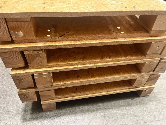 Oriented strand board (OSB BOARD) pallet