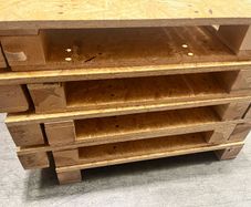 Oriented strand board (OSB BOARD) pallet