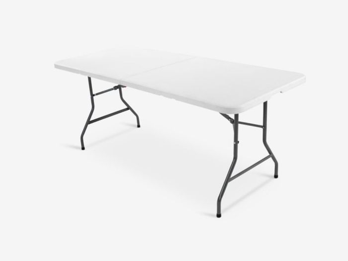 Folding table