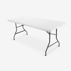 Folding table