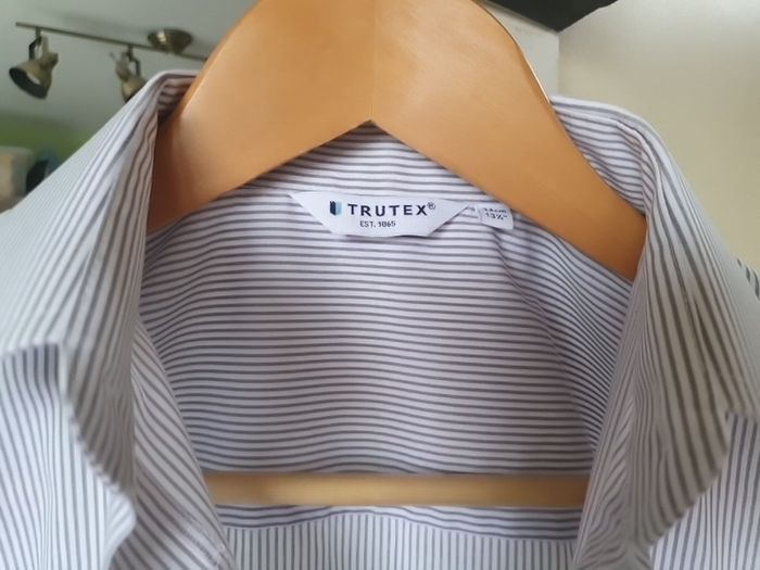 Portlaoise College boys school shirts