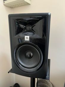 JBL 305P MKII Studio Monitors