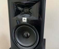JBL 305P MKII Studio Monitors