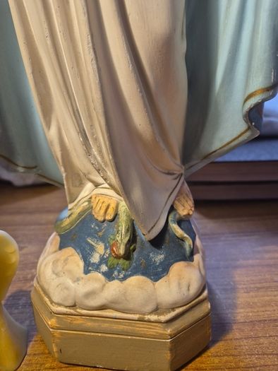 Vintage Statue of Mary. Mary Shrine Statue. Holy Statue.