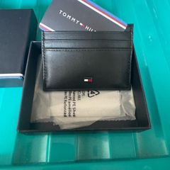 tommy hilfiger wallet new boxed