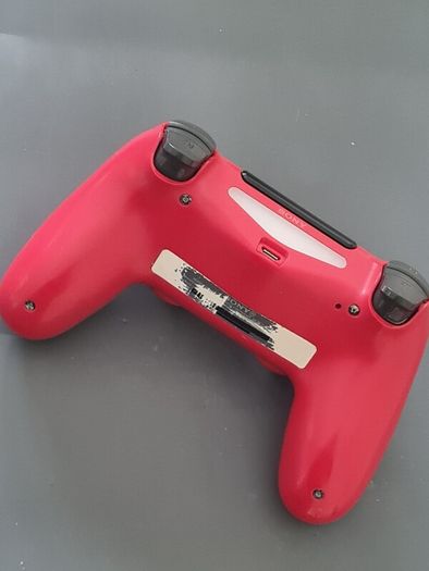 PlayStation 4 Duelshock V2 Controller.