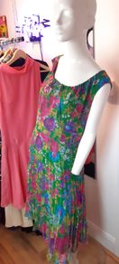 Fabulous Vintage Floral Dress 1960s