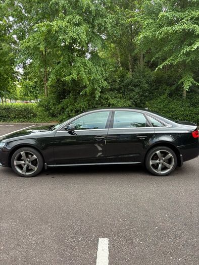 2009 Audi A4 2.0 TDI Manual  Black