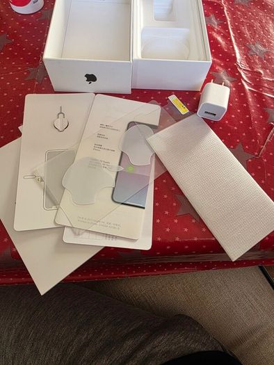 iPhone X empty box