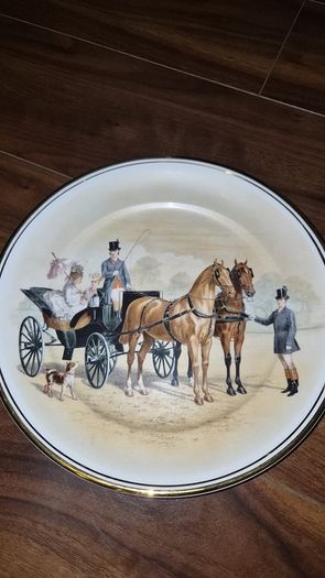 2 Vintage Arklow Art Collection Horse & Carriage Decorative Plate Made in Ireland