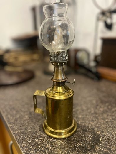 Antique French Pigeon Lamp
