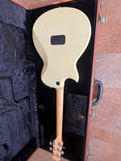 Taylor SB 1x solid body electric guitar (mint 2007)