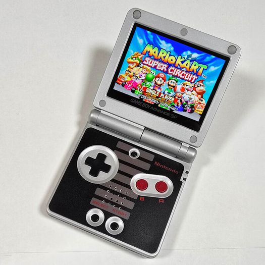 Gameboy Advance SP with IPS screen mod & EZFlash IV