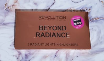 Revolution Beyond Radiance - 3 Radiant Lights Highlighters - Highlighter Palette - New