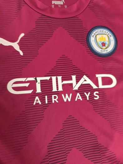 kids Manchester city jersey + shorts set age 5-6