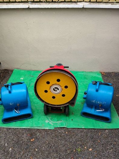 Floor high speed buffer