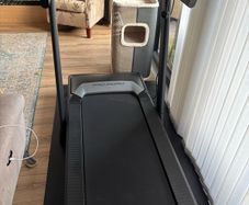Pro form Carbon treadmill and floor mat