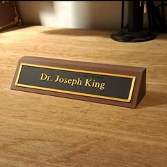Customisable Classic style desk nameplate