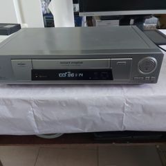 SONY Video Cassette Recorder Model No SLV-SE700I, Plays PAL & NTSC VHS Tapes, Superfast Forward & Rewind, in excellent Condition