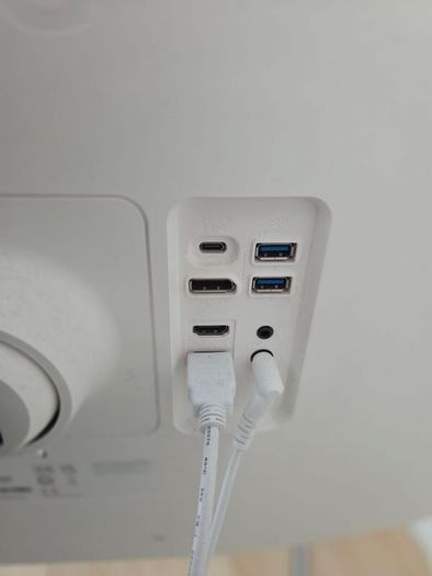 computer monitor
