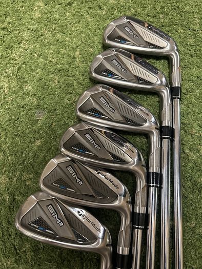 Taylormade Sim 2 Max irons