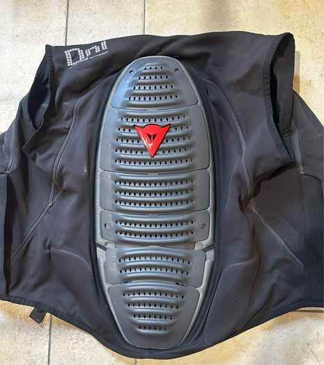 Dainese men's ski/horse-riding or bikers gilet with back protection