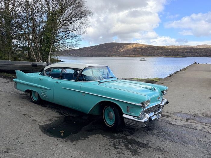 Cadillac 62 series sedan 1958