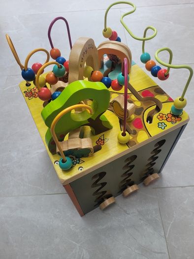B Toys Battat Zany Zoo Wooden Activity Cube Assortment