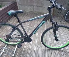 Boys 26" wheel mountain bike,