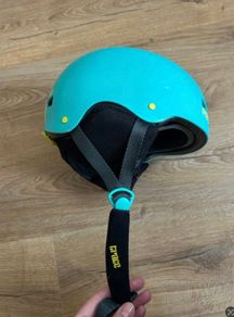 Red Trace 3 Ski/Snowboard/Skate/Rollerblade helmet - Size 57 - 59