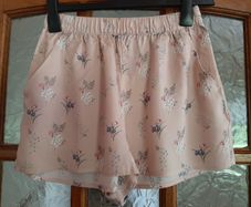BNWT H+M Shorts, Size 10