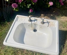 Original Antique Victorian Shanks Toilet Sink Basin
