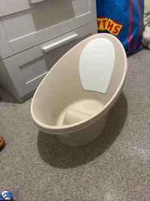 shnuggle baby bath