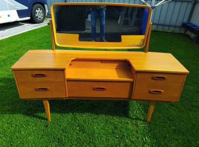 G PLAN 1950's Dressing table with mirror