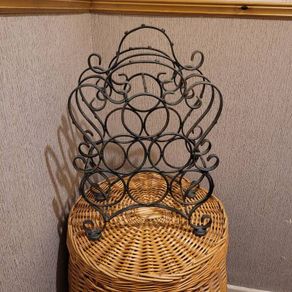 wine bottle stand