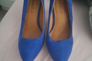 Mid heel shoe